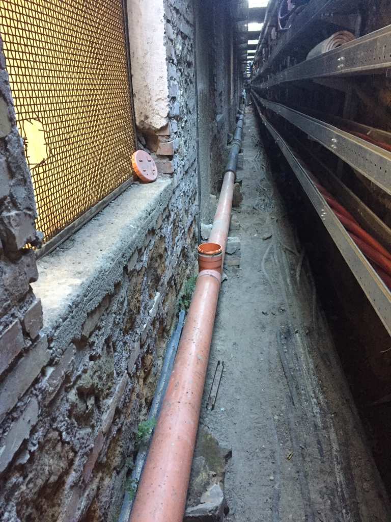 Spurgo e pulizia impianti fognari Spurgo pozzi neri Ciampino Svuotamento pozzi neri Ciampino Spurgo fosse biologiche Ciampino Spurgo fosse settiche Ciampino Svuotamento fosse di decantazione Ciampino Spurgo e sgorgo fognature Ciampino